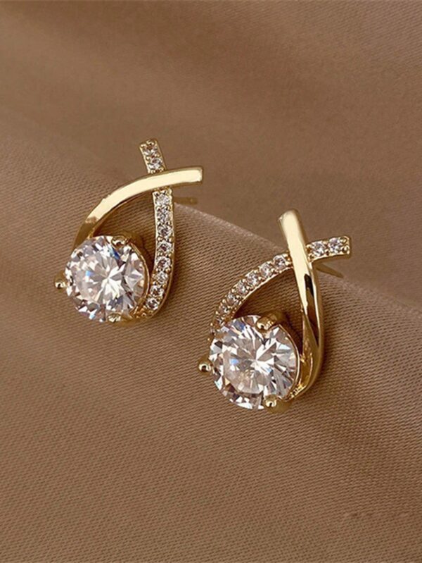 Waterdrop Cubic Zirconia Stud Earrings