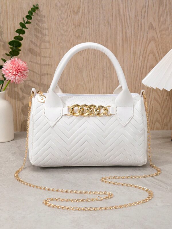 Large Thread Embroidery Chain Shoulder Bag