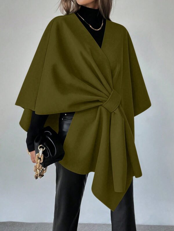 Stylish Asymmetrical Hem Overcoat for Autumn - Image 4